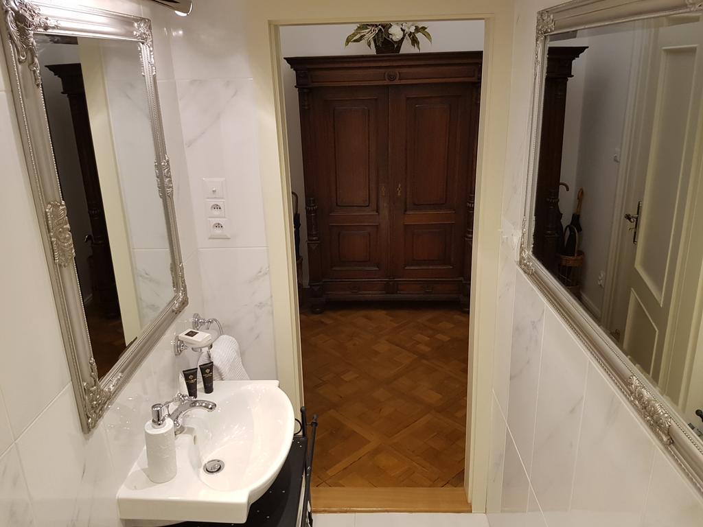 Charles Apartment Prag Exterior foto